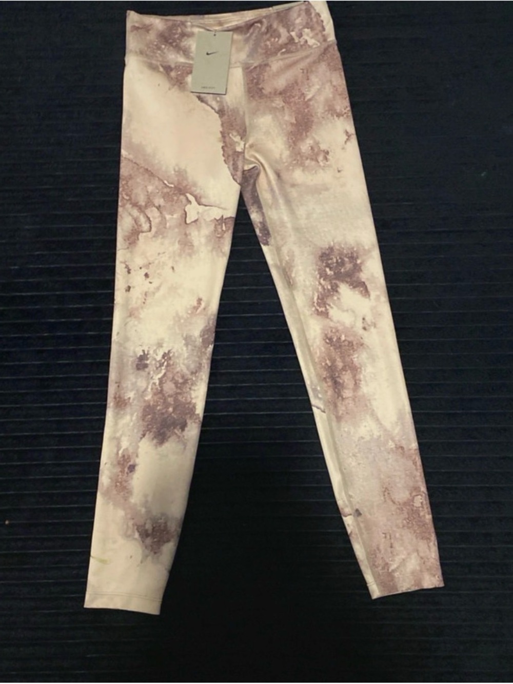Nike Kids Marble-Print Leggings in Blush and Mauve